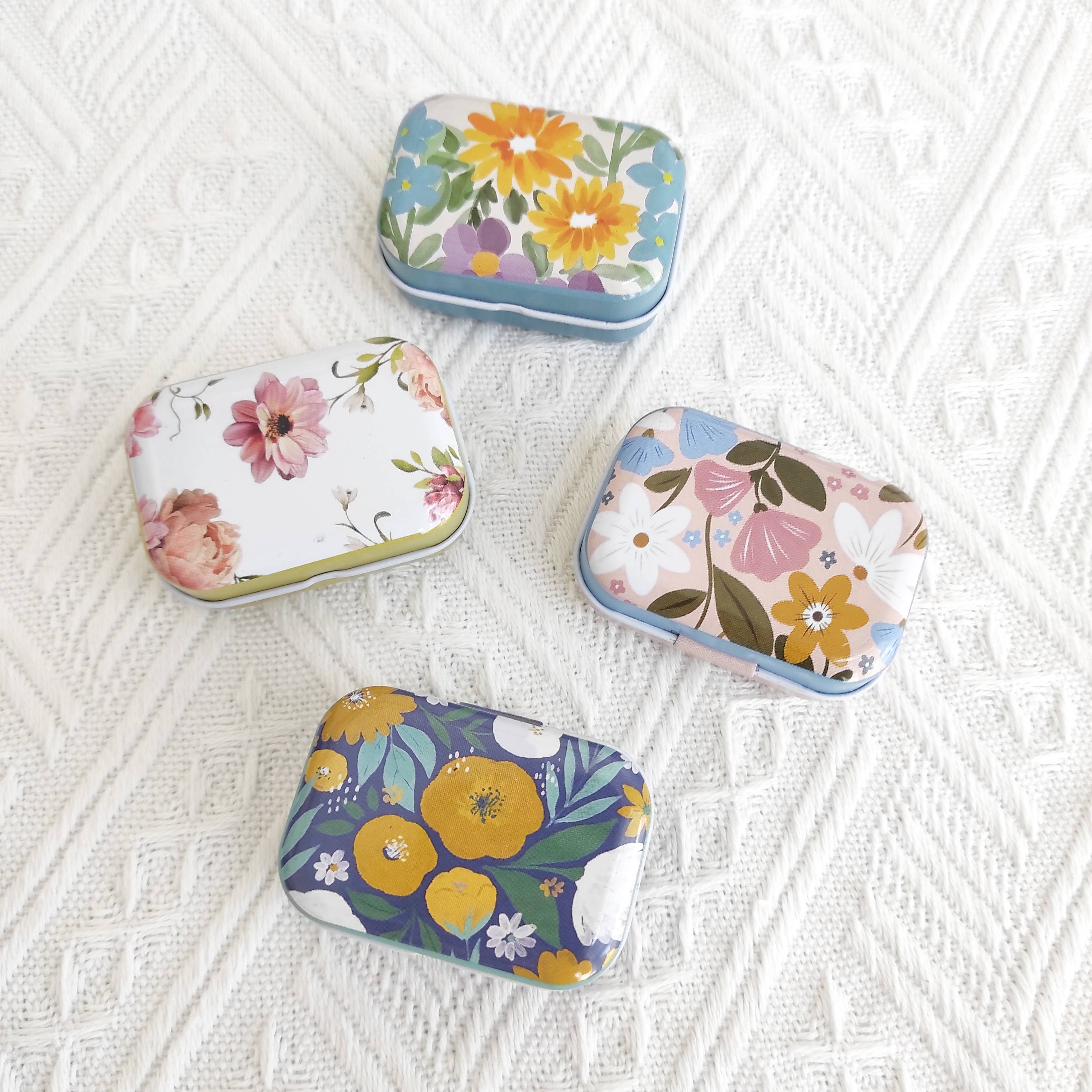 Small Magnetic Needle Case : Lemon