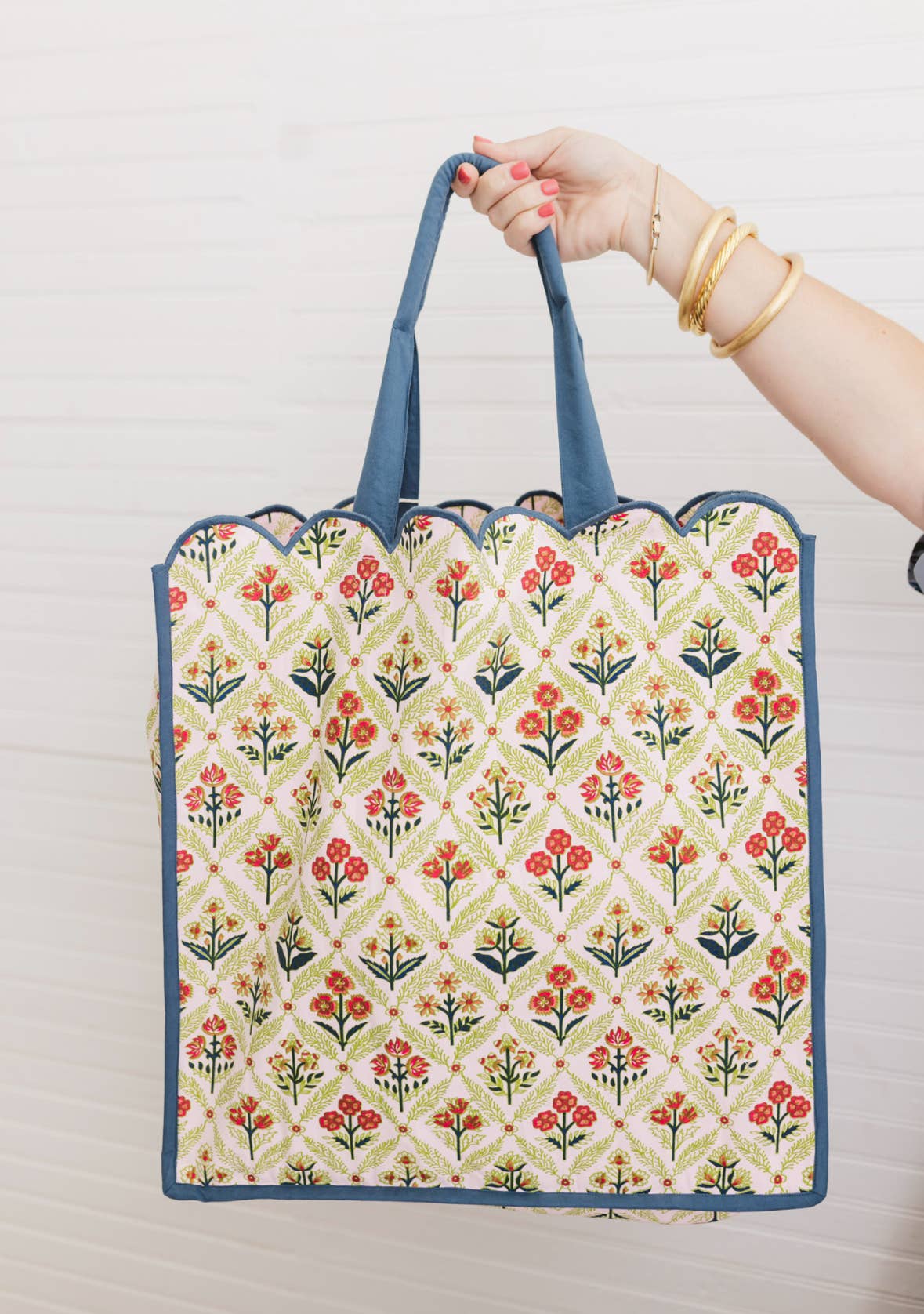 Scalloped Quilted Tote Bag Regular Size | Meadow Luxe