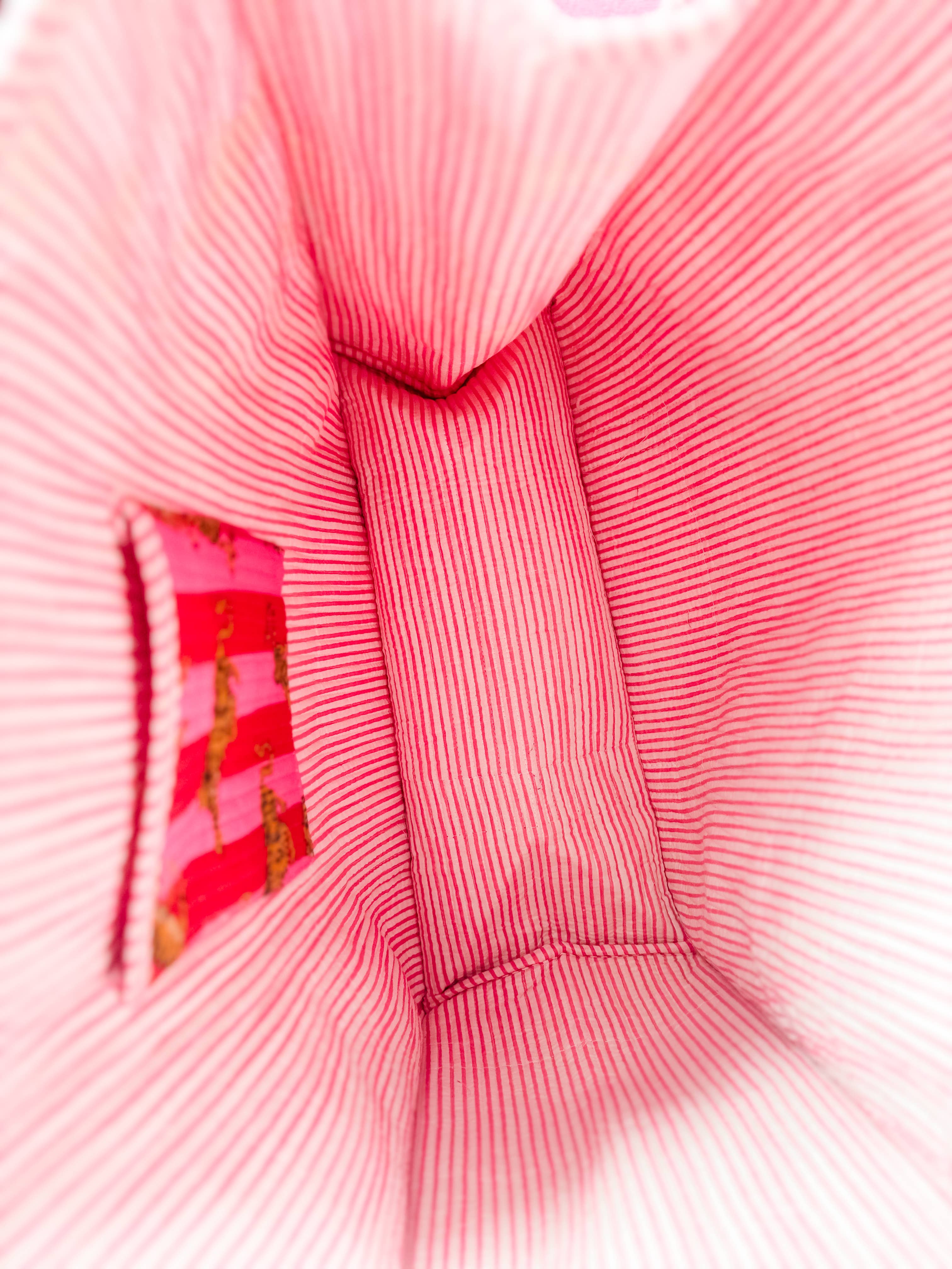 Tiger Lily | Regular Quilted Tote Bag