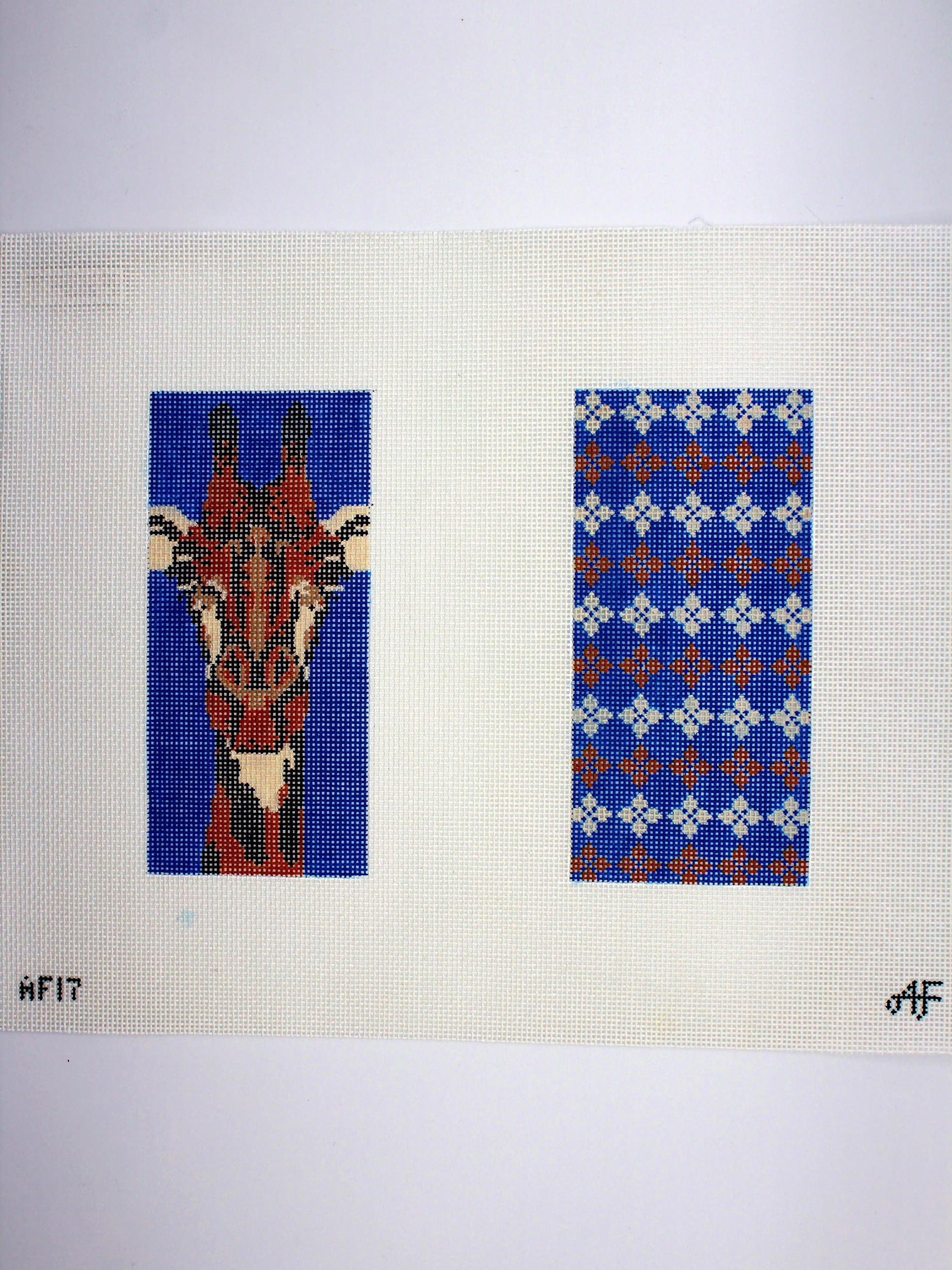 Giraffe Double Eyeglass Canvas