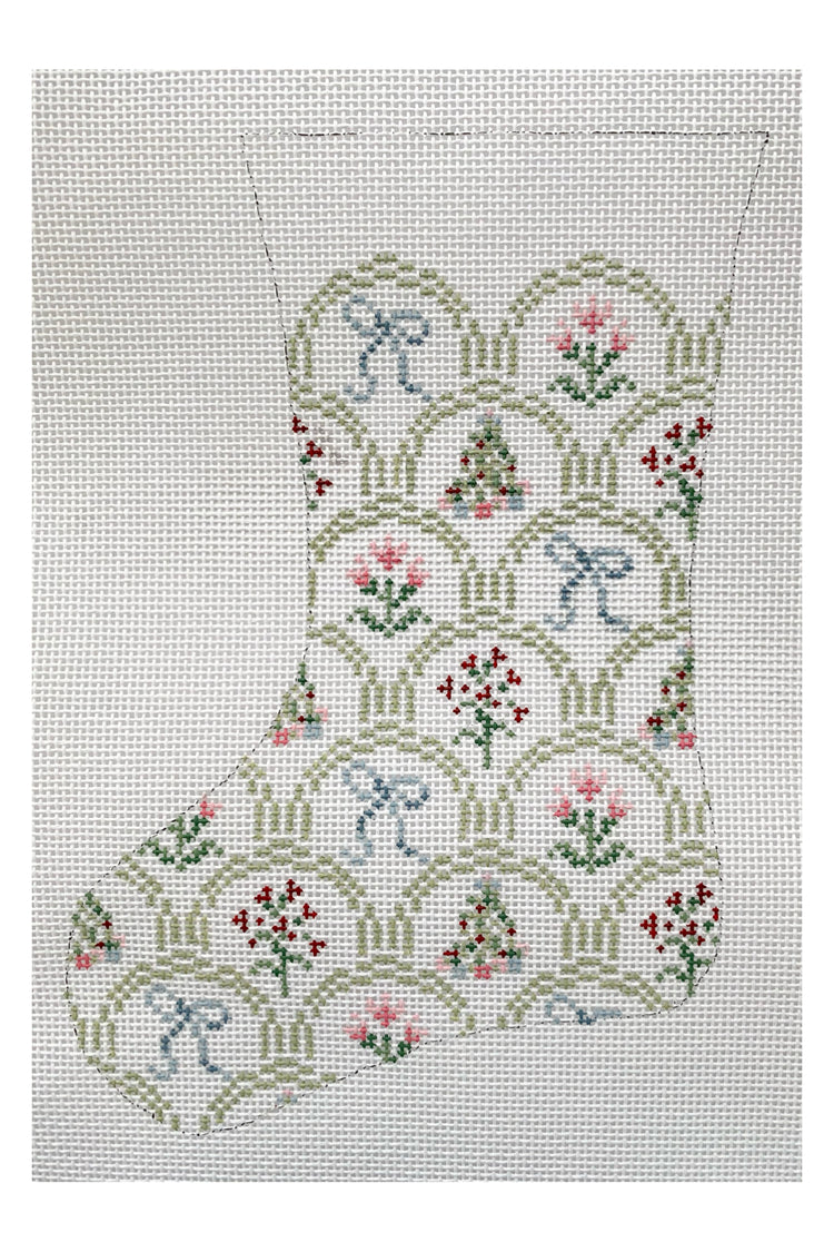 Holiday Scallop Mini Sock