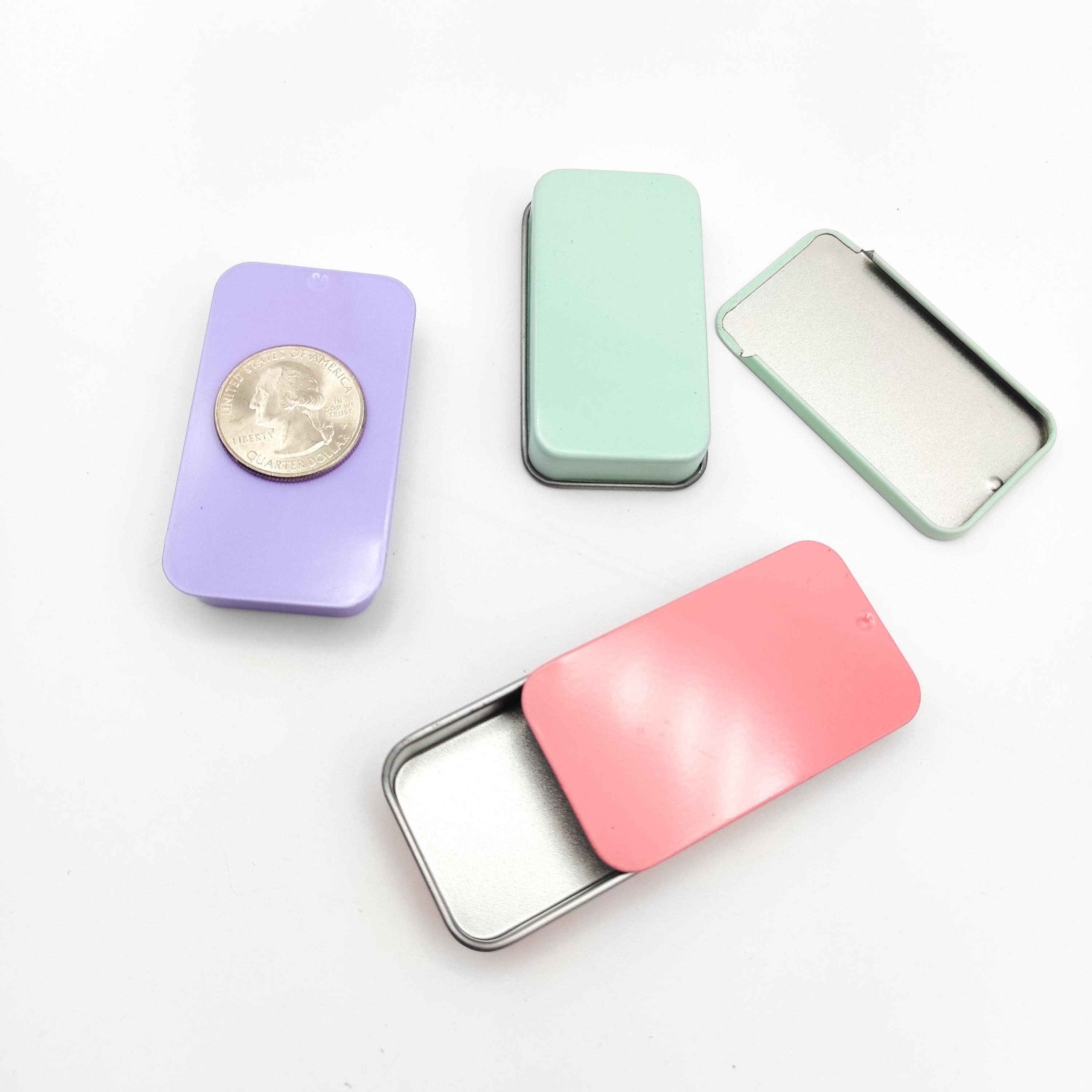 Modern Style Small Magnetic Tin Needle Case - Crafting Essential: Mint