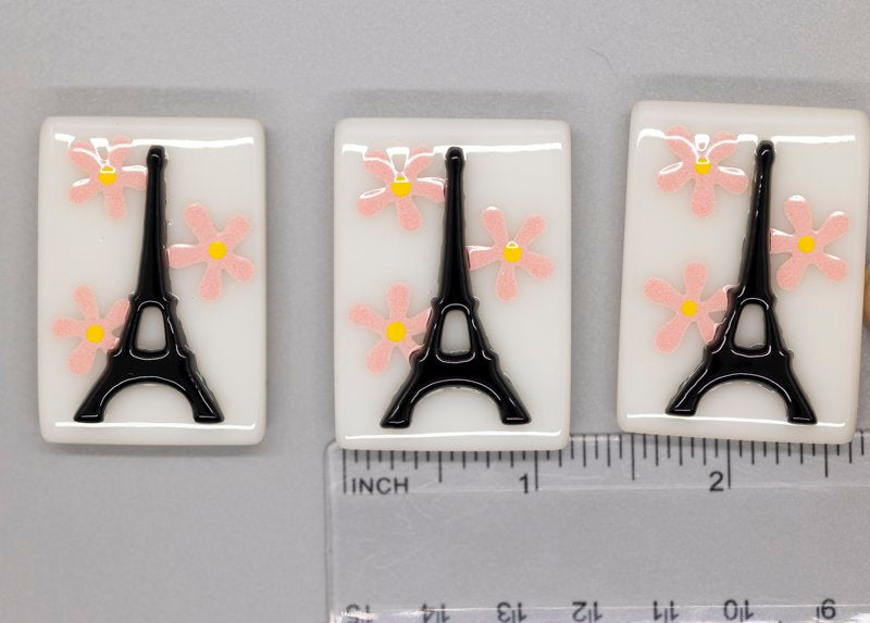 Eiffel Tower Needle Minder