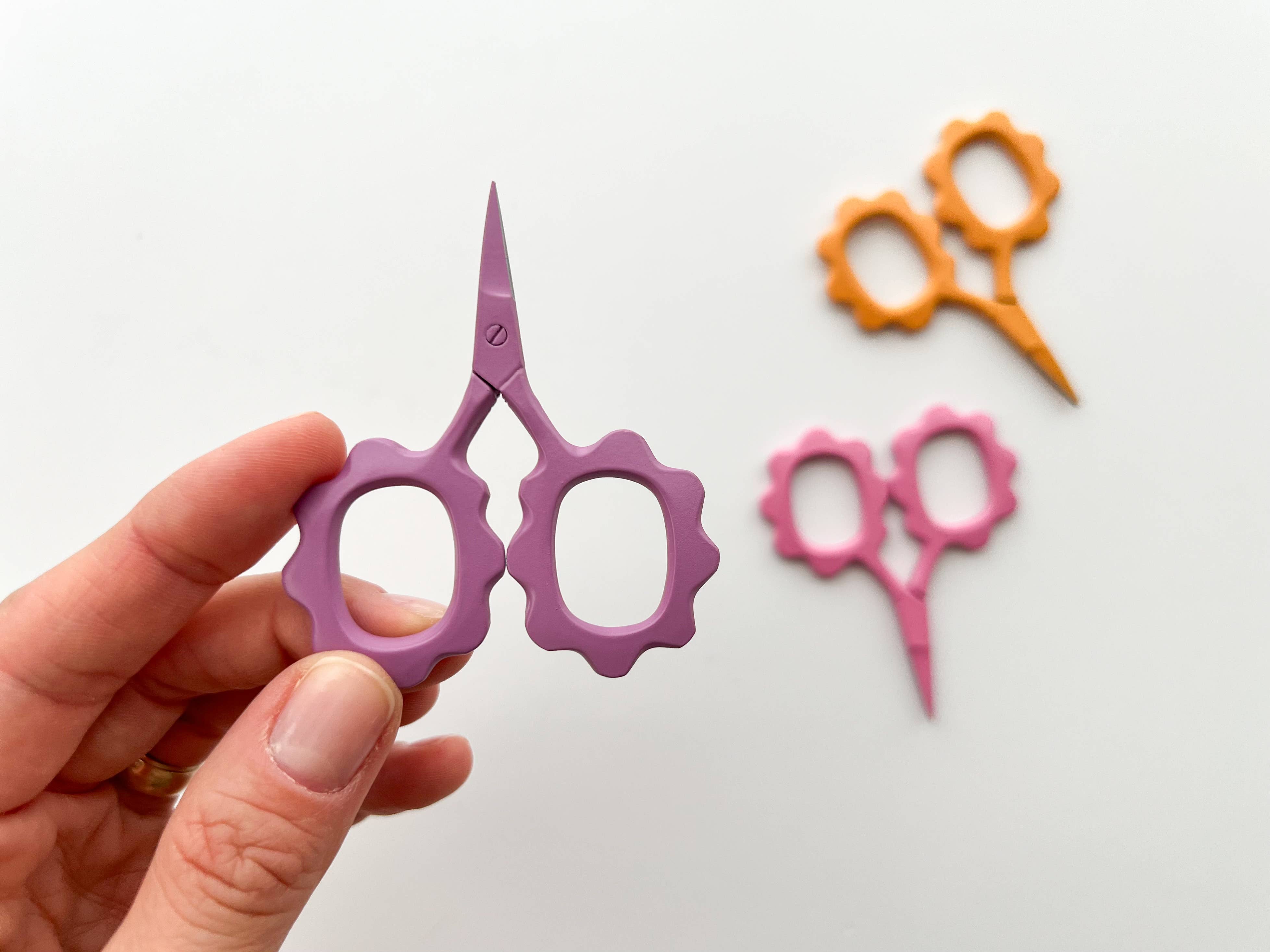 Small Flower scissors, tiny embroidery scissors: Dark Sage