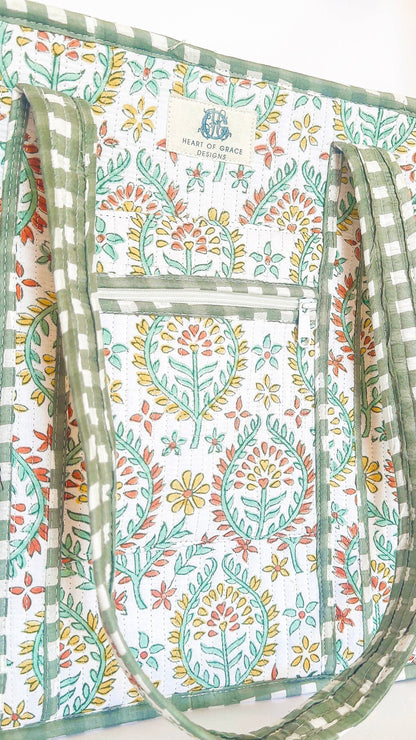 Soleil Sage | Large Quilted Zipper Tote: 0001