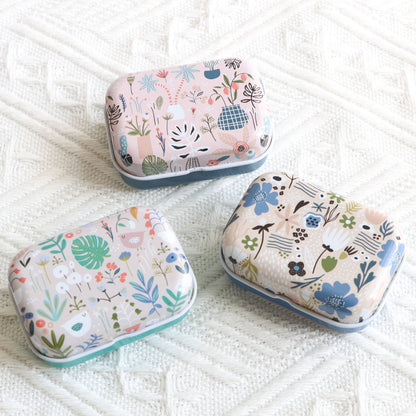 Small Magnetic Needle Case : Lemon