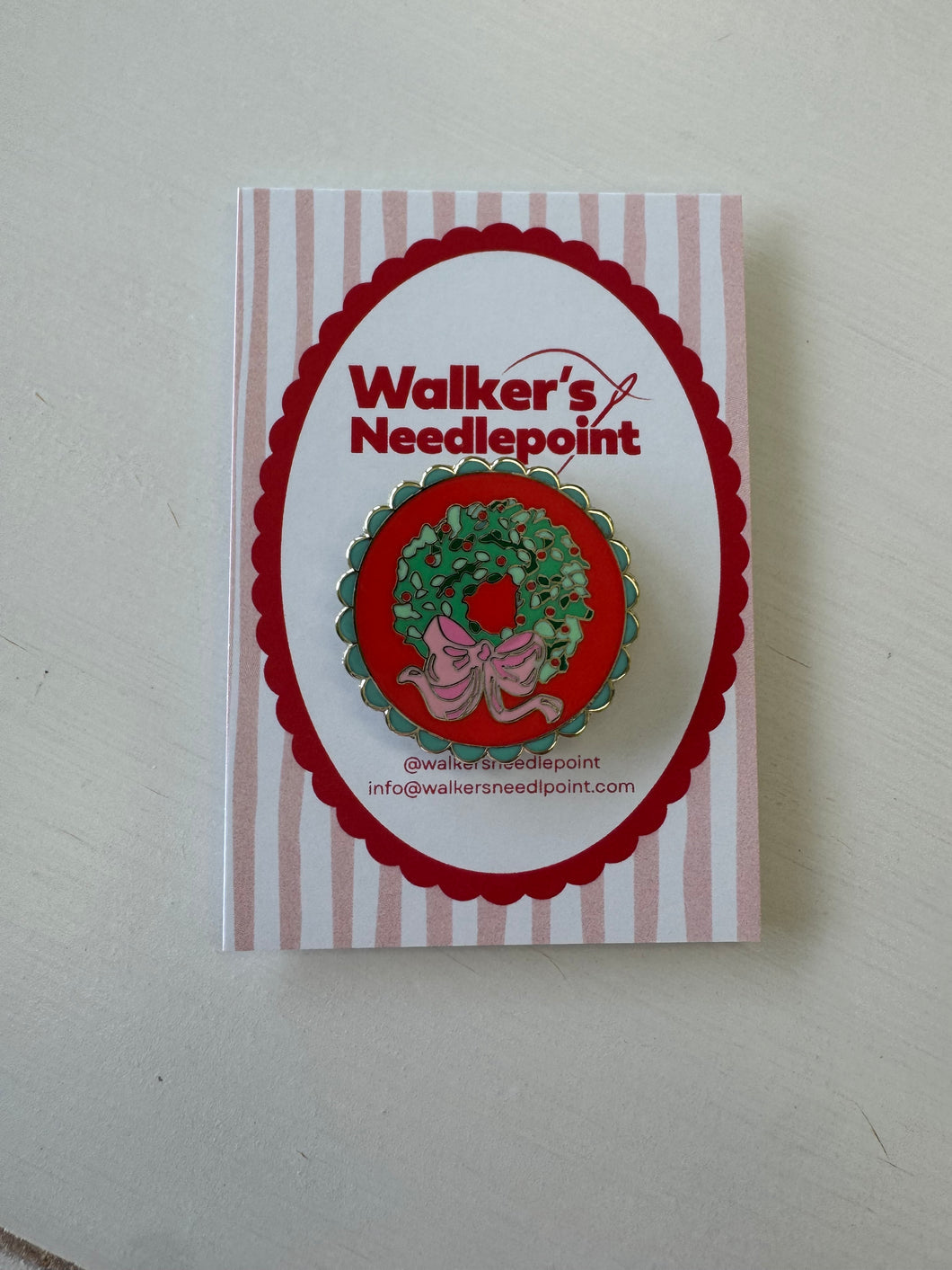 Scallop Christmas Wreath Needleminder