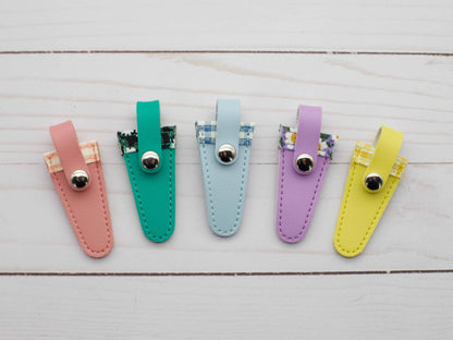 Colorful Scissors & Sheaths: Yellow / Pink