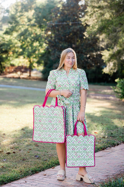 Château Rosé Luxe | Quilted Scalloped Regular Tote Bag: 0001