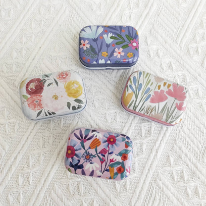 Small Magnetic Needle Case : Floral A