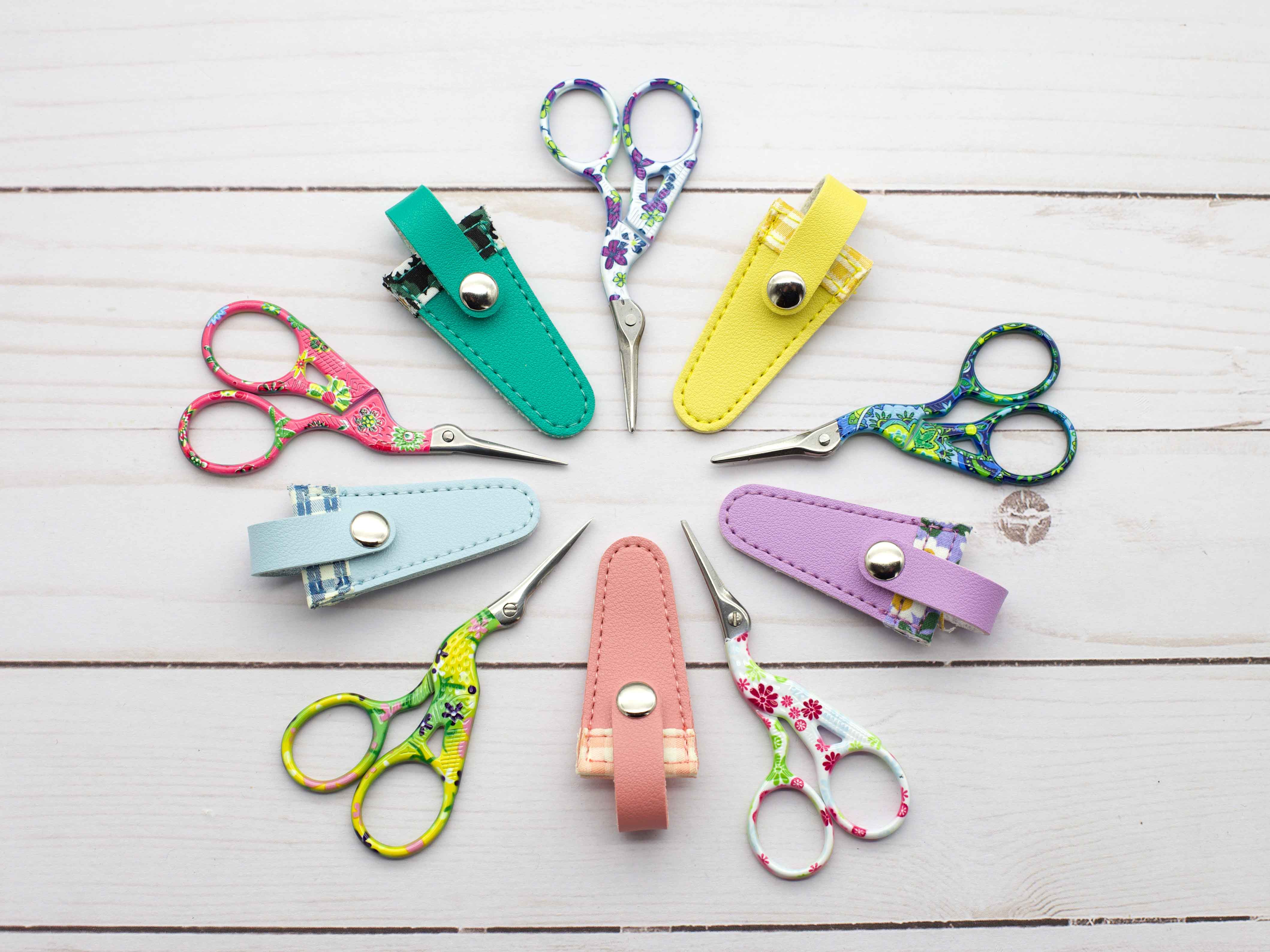 Colorful Scissors & Sheaths: Yellow / Pink