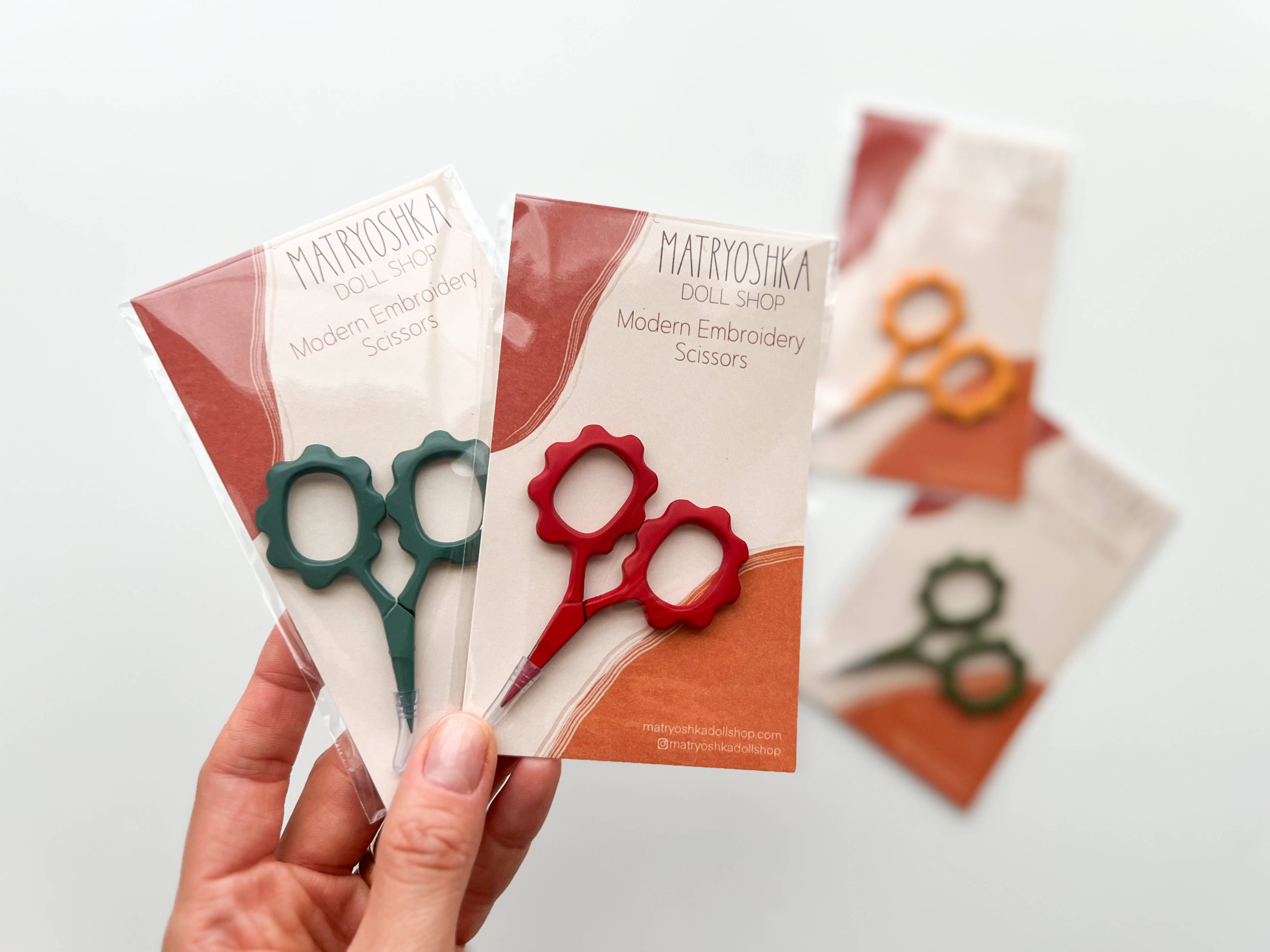 Small Flower scissors, tiny embroidery scissors: Moss