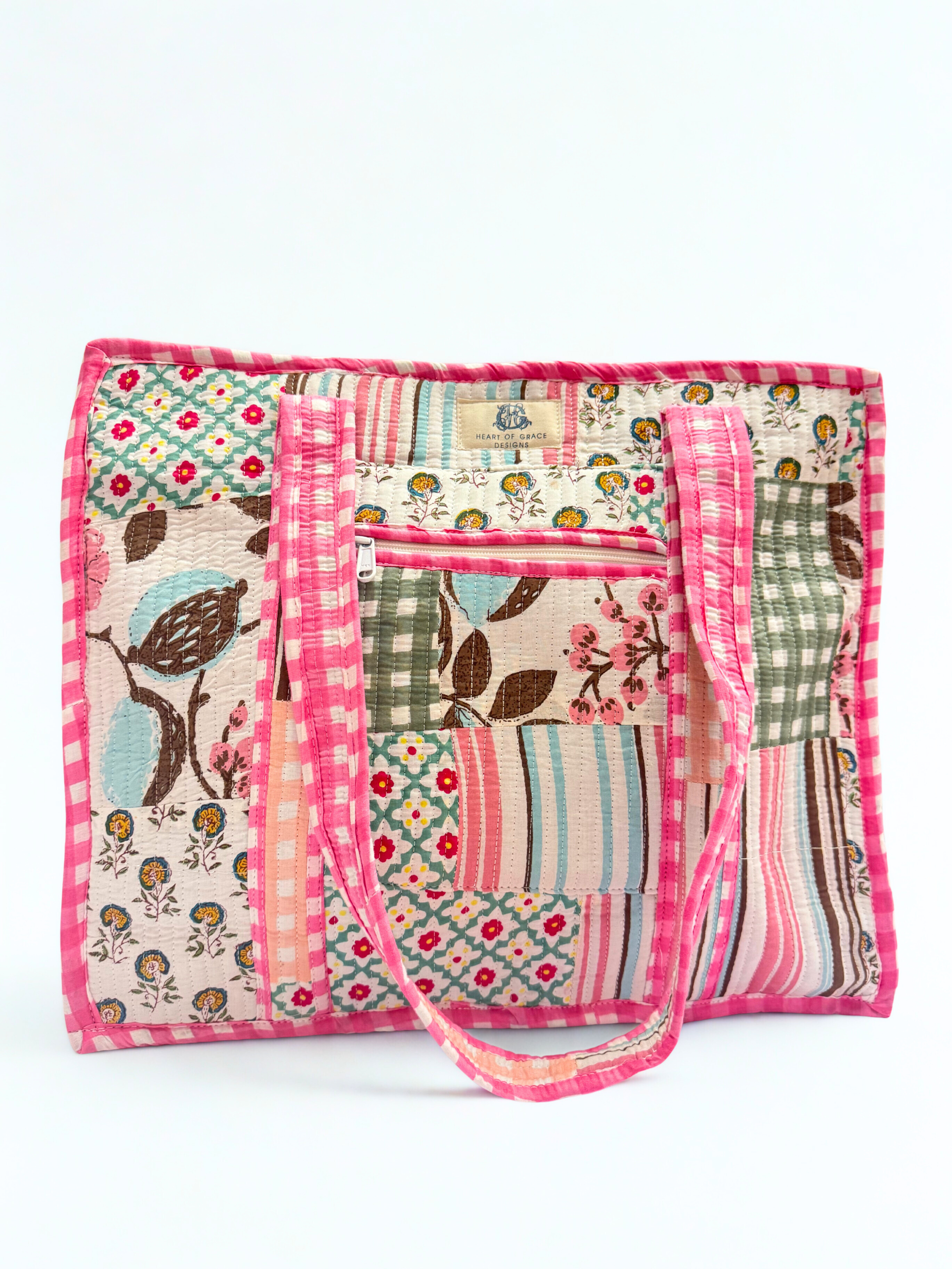 Rose Chapelle | Large Quilted Zipper Tote Bag: 0001