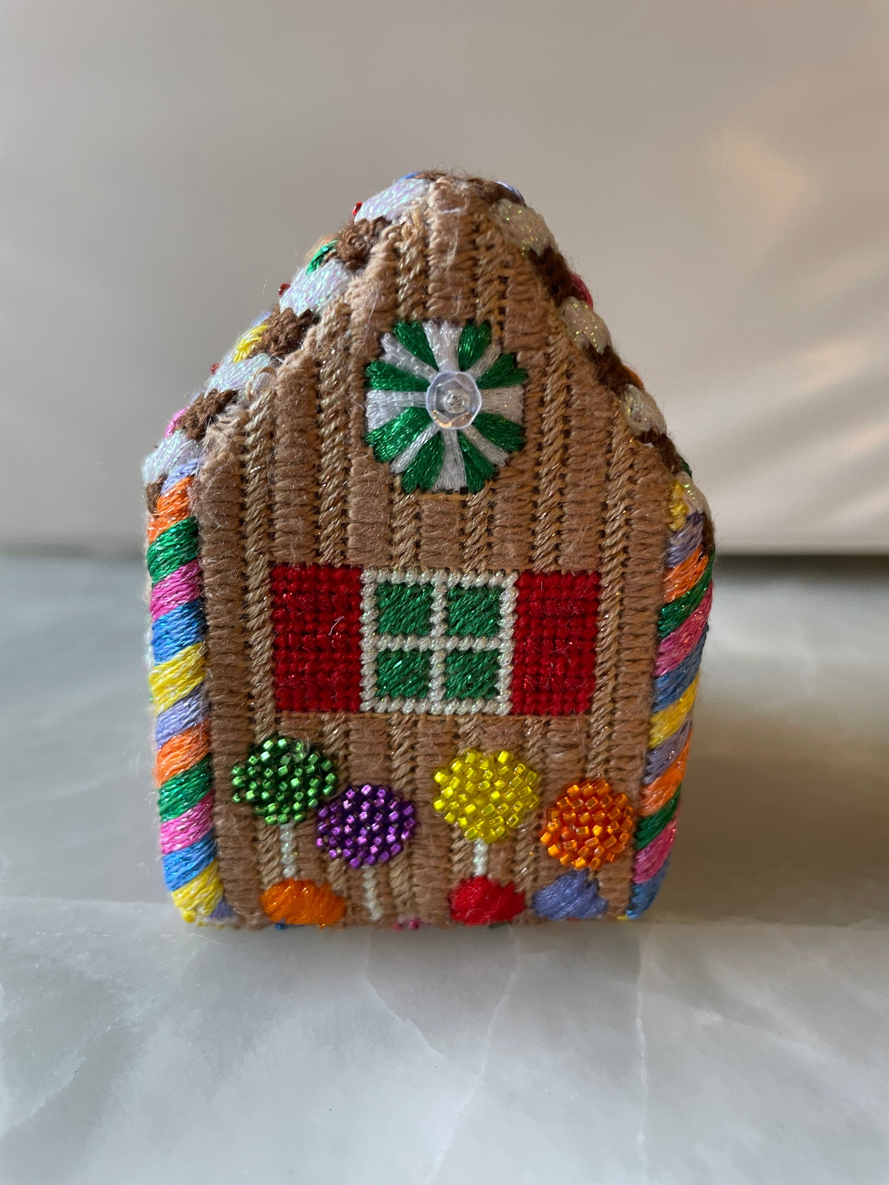 Susan Roberts Gummy Bear Gingerbread House Class