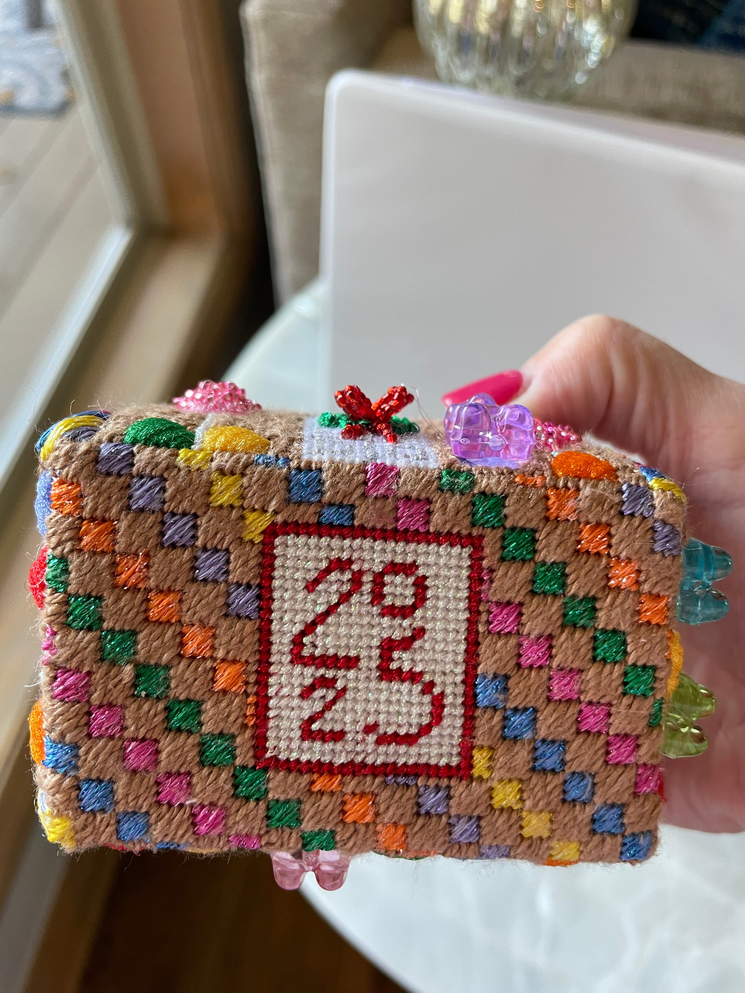 Susan Roberts Gummy Bear Gingerbread House Class