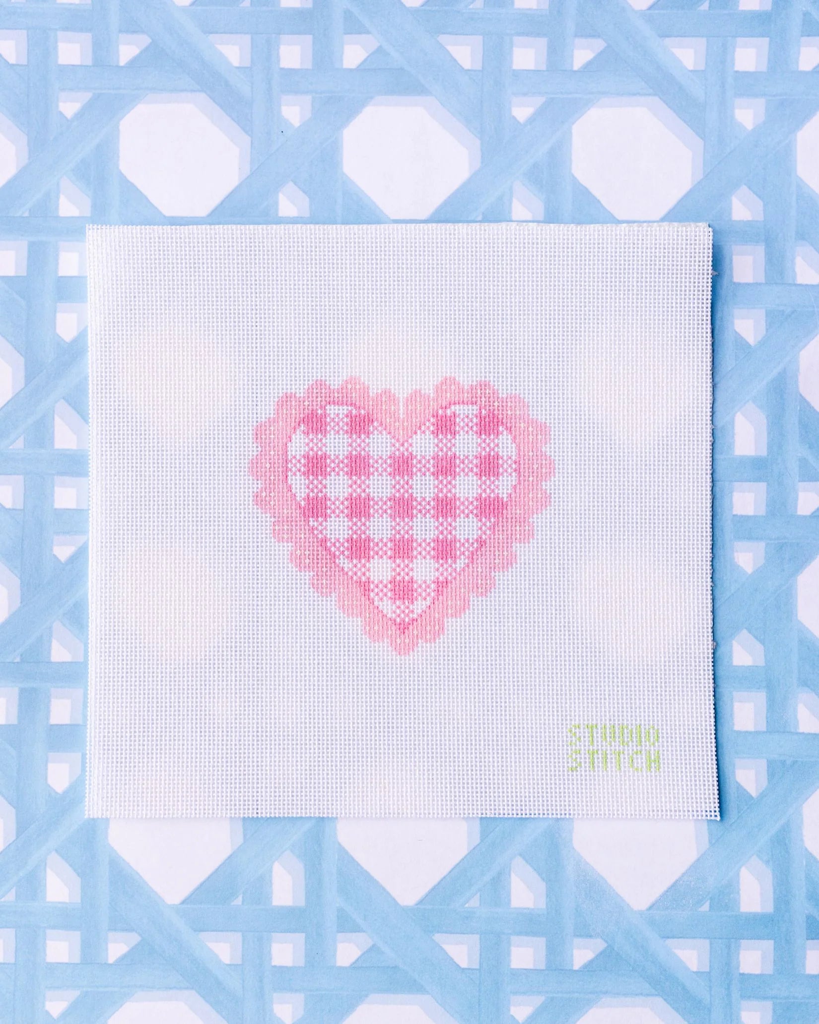Scalloped Gingham Heart