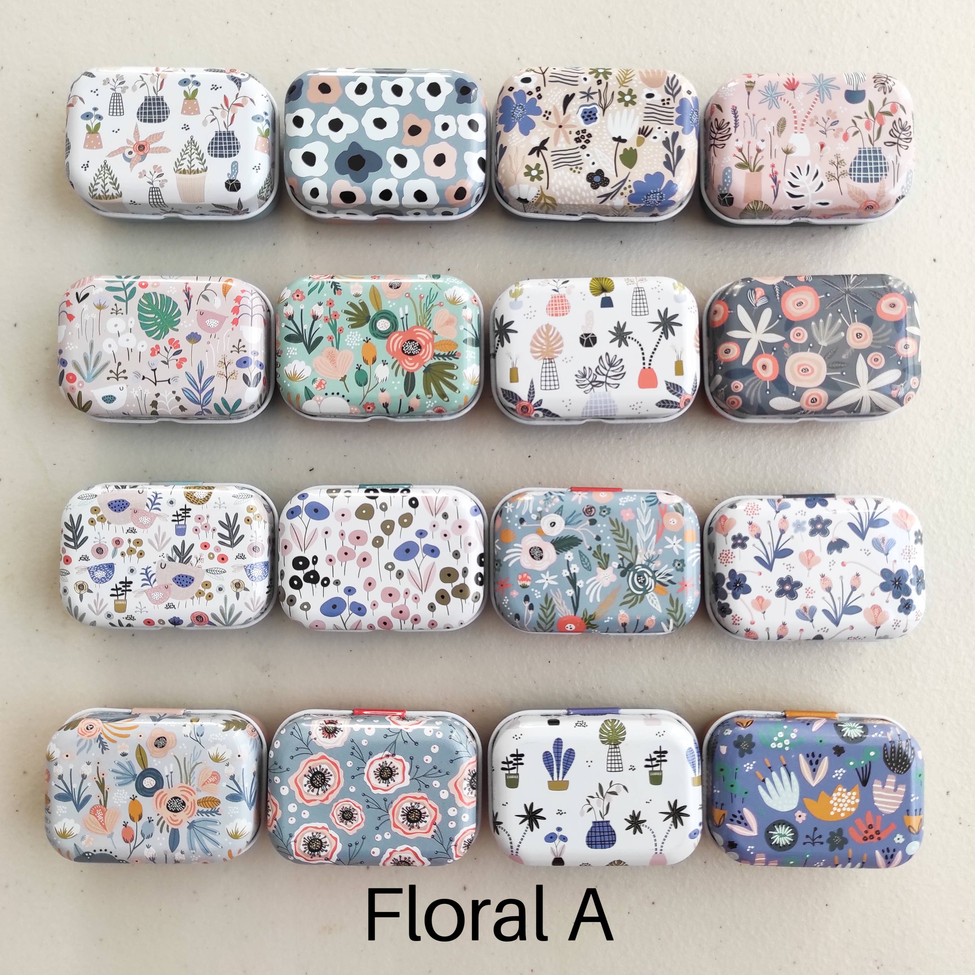 Small Magnetic Needle Case : Floral B