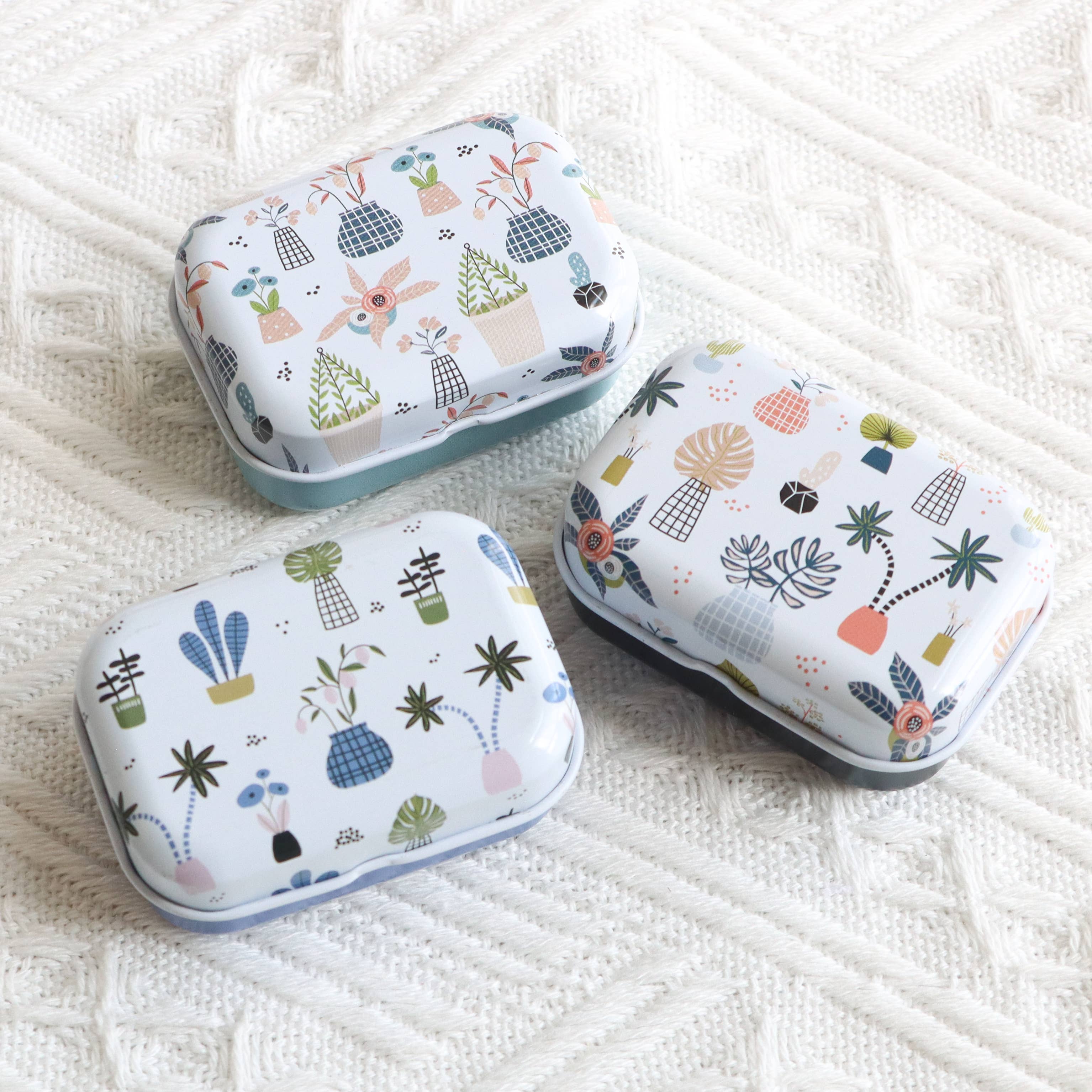 Small Magnetic Needle Case : Floral B