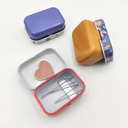 Small Magnetic Needle Case : Lemon