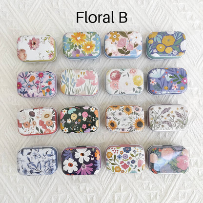 Small Magnetic Needle Case : Floral A